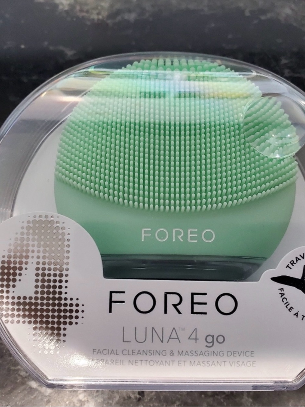 FOREO LUNA™ 4 Go Facial Cleansing Brush — Mint Green Brand New In Box
